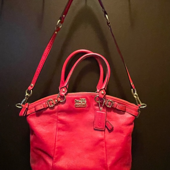Coach Bag Red - Picture 2 of 4